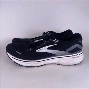 Brooks Women’s Black and Gray Athletic Shoes 8 wide